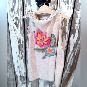 Susan Bristol Sleeveless Sweater size 1W Floral Embroidery Ruffle Trim Vintage